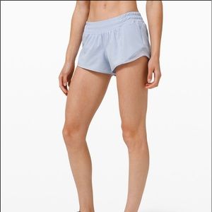 lululemon Hotty Hot Low-Rise Lined Shorts - 2.5” - 4 - Blue Linen
